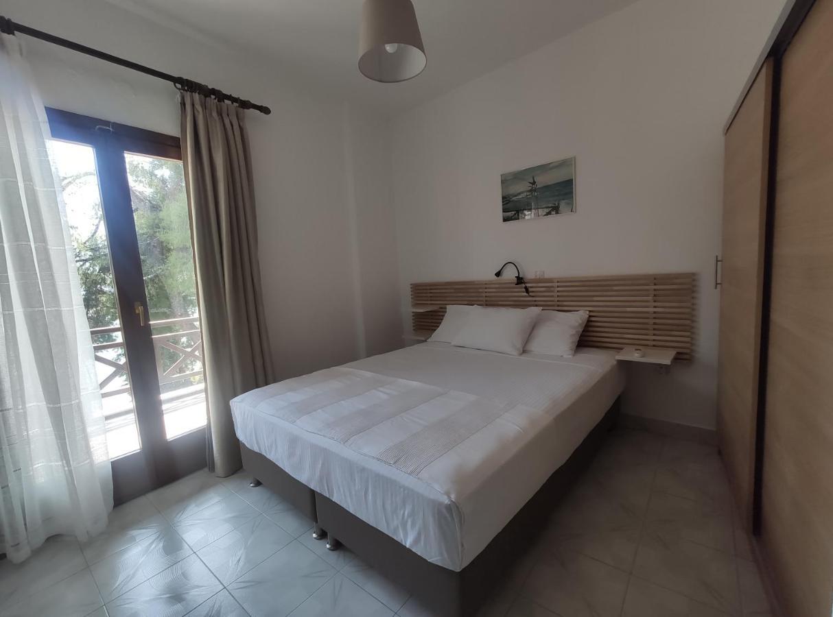 Para Thin Alos Inn Neos Marmaras Ngoại thất bức ảnh