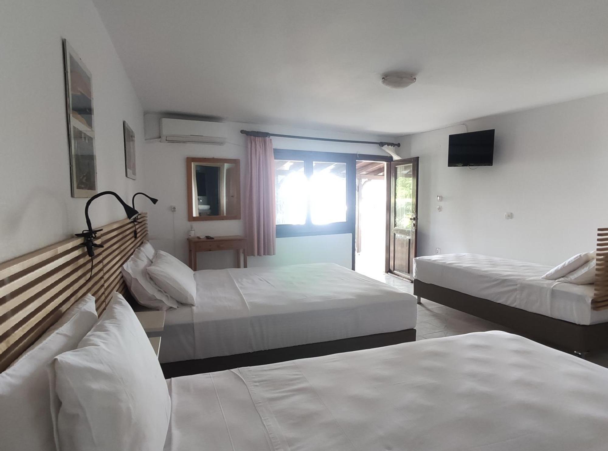 Para Thin Alos Inn Neos Marmaras Ngoại thất bức ảnh