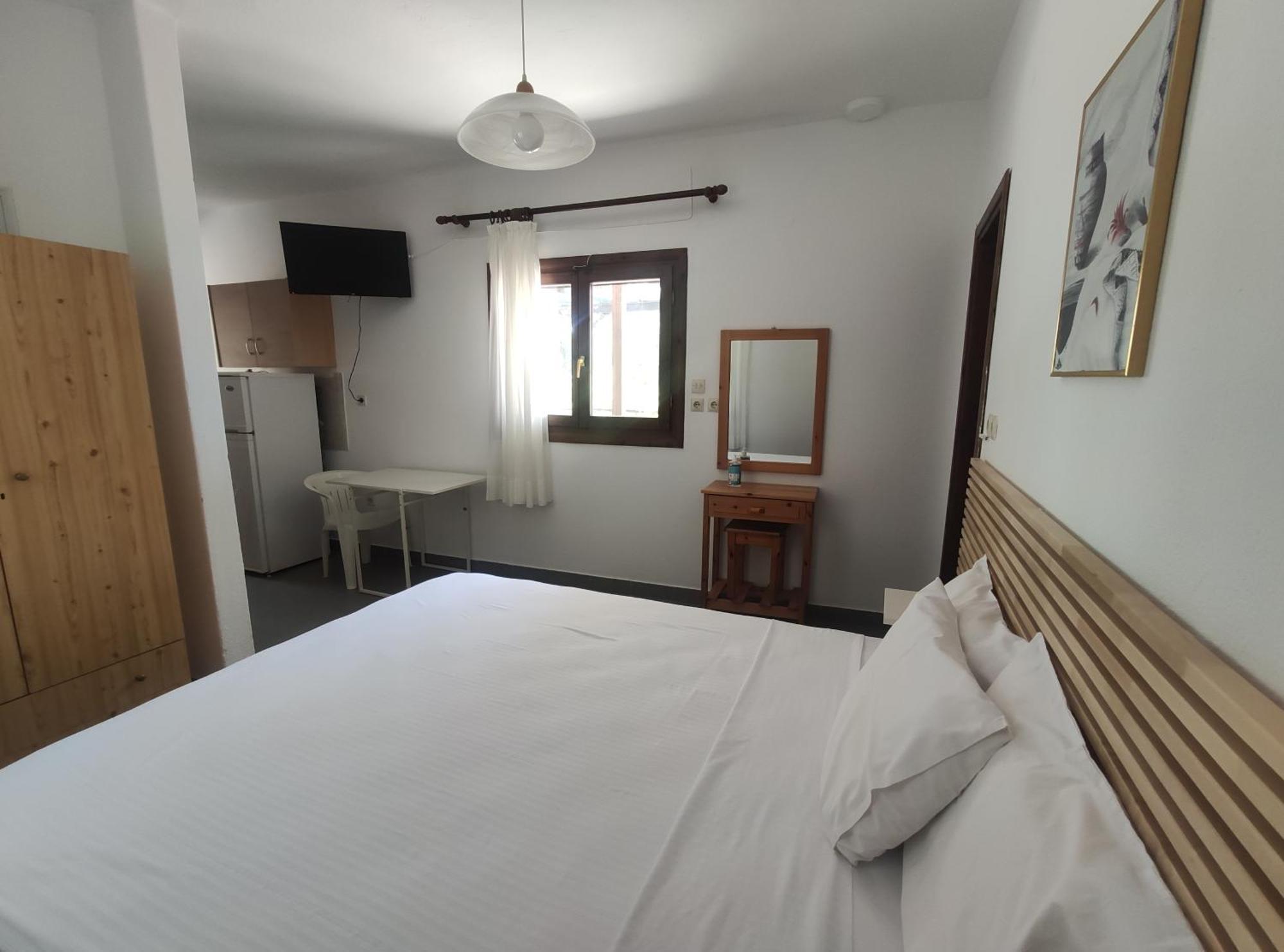 Para Thin Alos Inn Neos Marmaras Ngoại thất bức ảnh