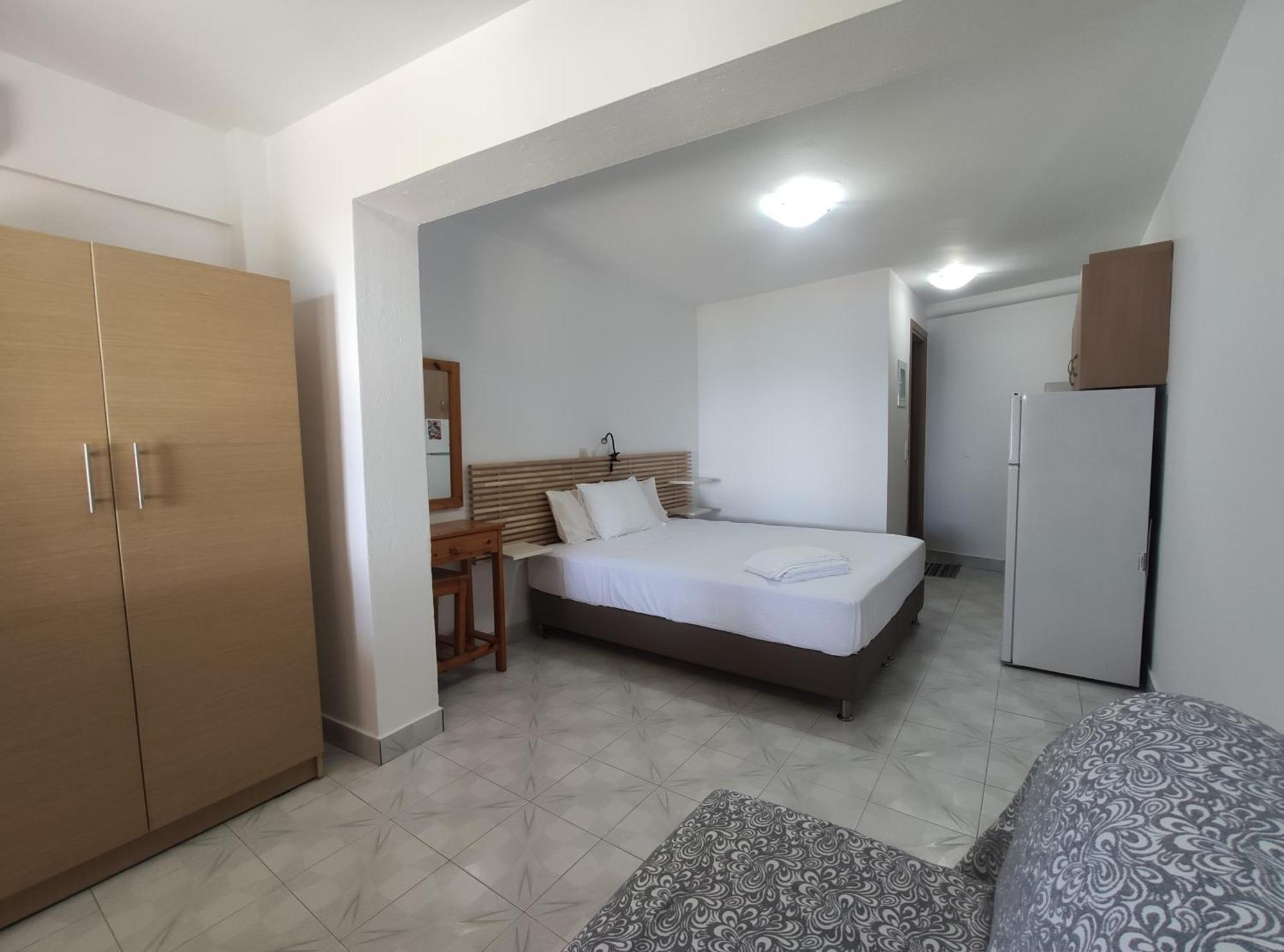 Para Thin Alos Inn Neos Marmaras Ngoại thất bức ảnh