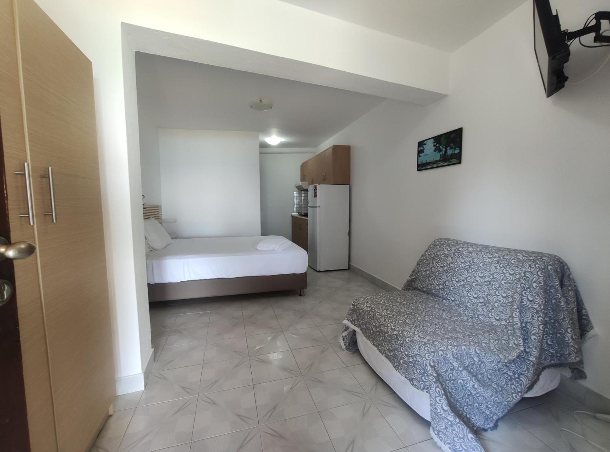 Para Thin Alos Inn Neos Marmaras Ngoại thất bức ảnh