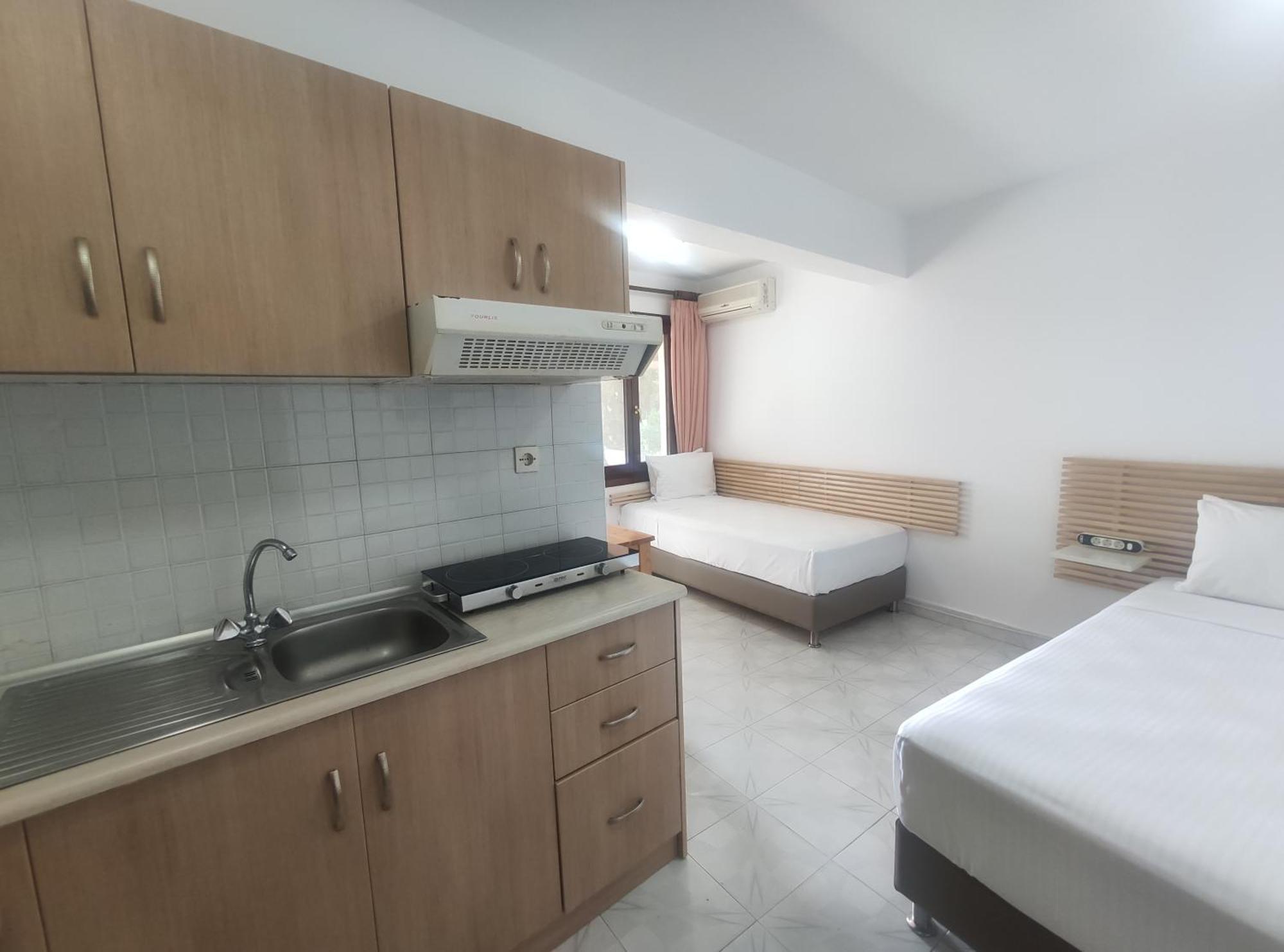 Para Thin Alos Inn Neos Marmaras Ngoại thất bức ảnh